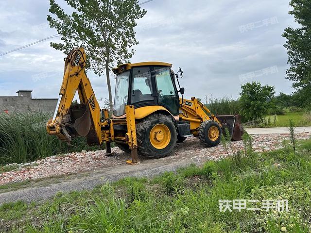 整机右后45°（设备外观及核心部件）