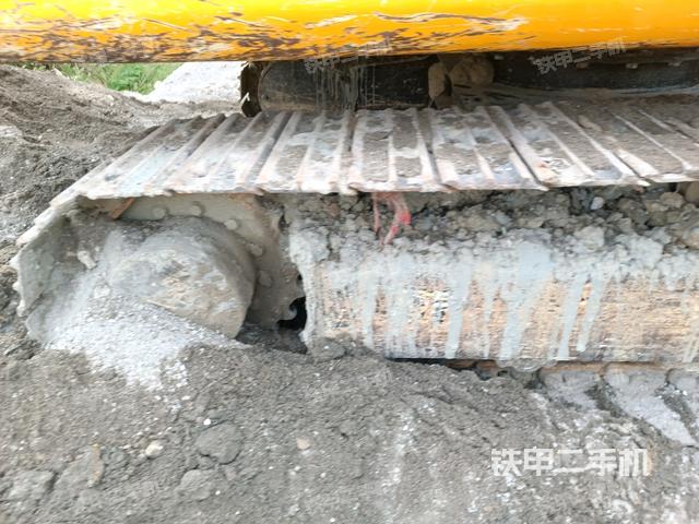 左驅(qū)動(dòng)輪（行走機(jī)構(gòu)）