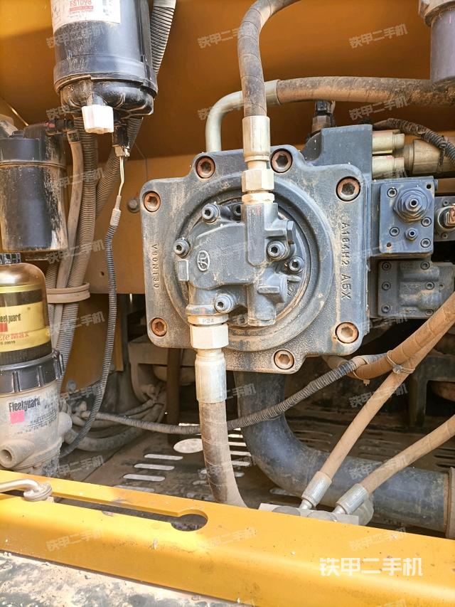 液壓泵室（大件艙室）