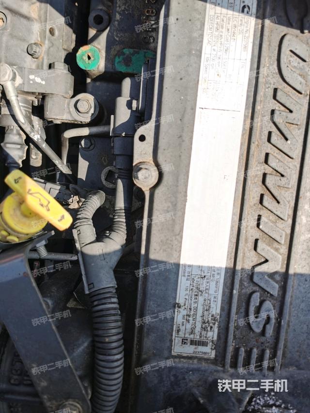 中央回轉(zhuǎn)接頭特寫（上車部件）