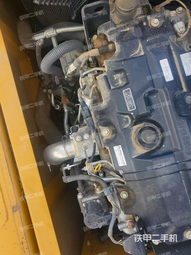 氣門室蓋螺絲特寫（上車部件）