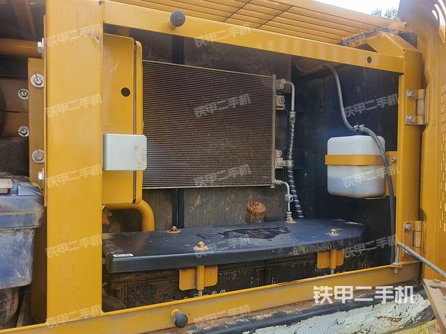 散熱器正面（大件艙室）