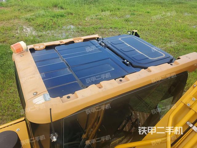 駕駛室頂部俯視（上車部件）