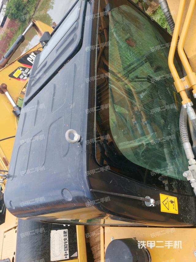 駕駛室頂部俯視（上車部件）