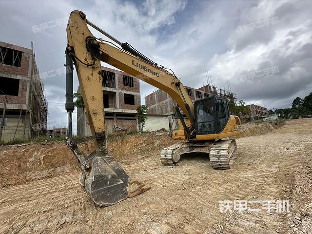 柳工CLG920E挖掘机