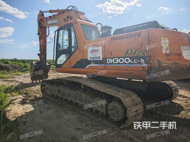 斗山DH258LC-7挖掘機(jī)
