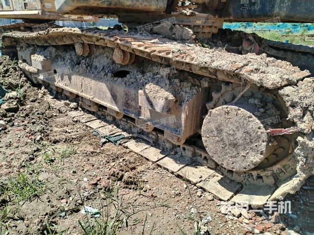 右側(cè)履帶整體（行走機構(gòu)）