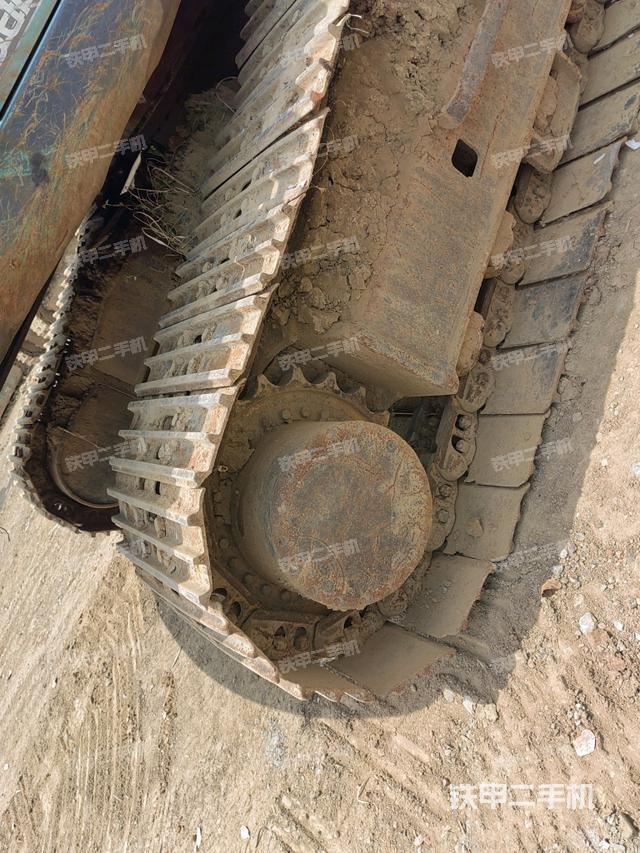 左側(cè)履帶整體?（行走機(jī)構(gòu)）