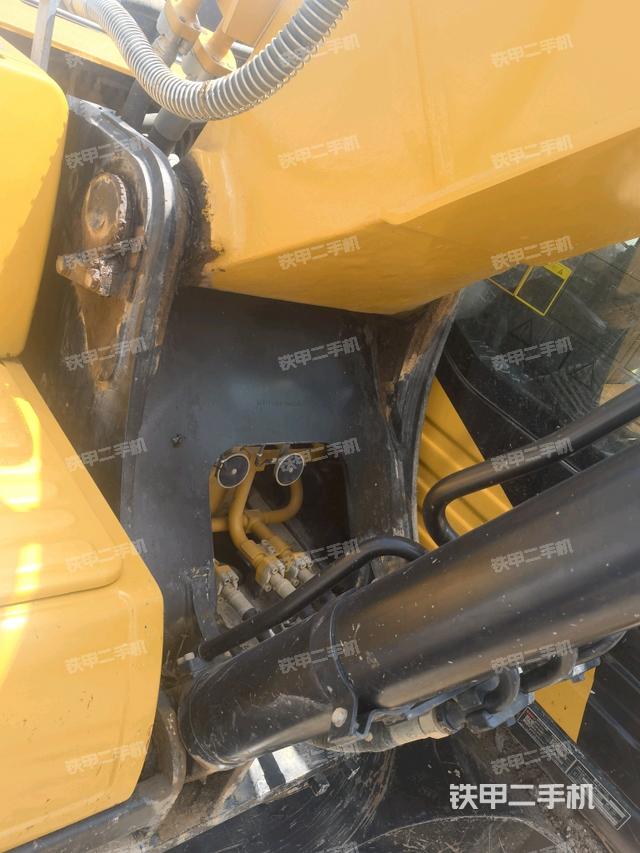 大臂根部?斜視（工作和回轉(zhuǎn)裝置）