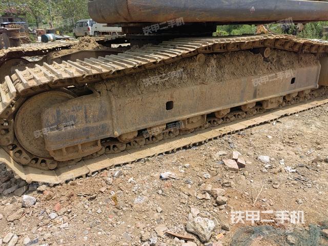 右側(cè)履帶整體（行走機(jī)構(gòu)）