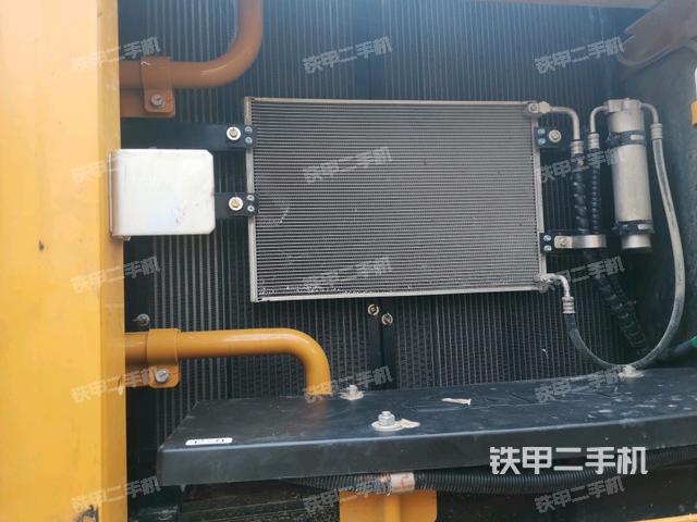 散熱器正面（大件艙室）