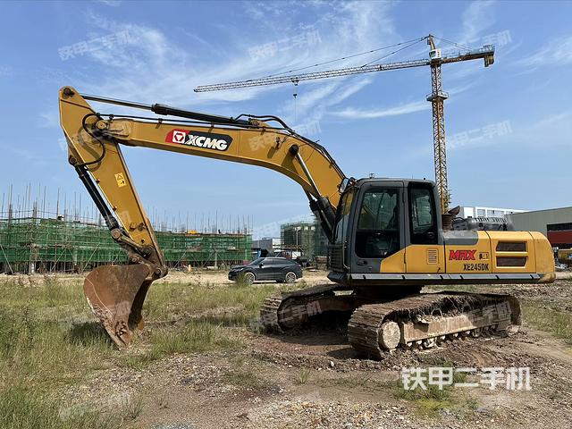 徐工XE245DK挖掘机