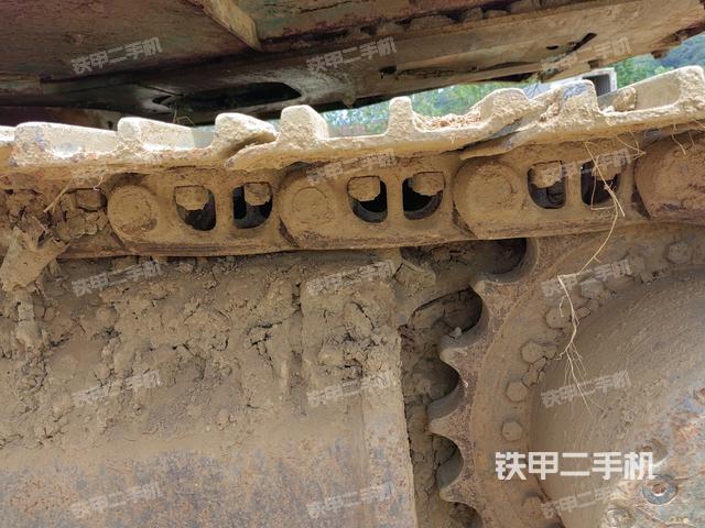 左驅(qū)動(dòng)輪（行走機(jī)構(gòu)）