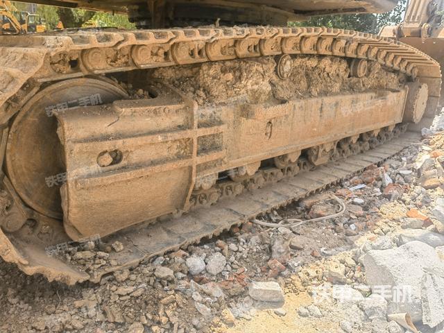 左側(cè)履帶整體?（行走機構(gòu)）