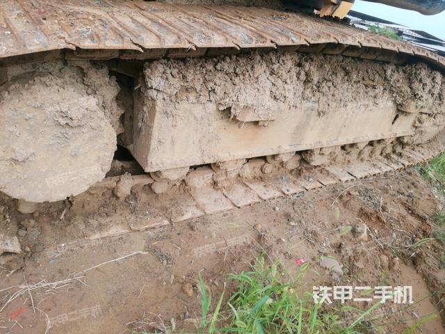 左側(cè)履帶整體?（行走機構(gòu)）