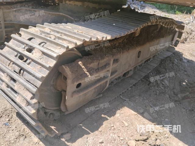 左侧履带整体 （行走机构）