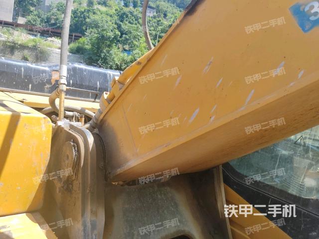 大臂根部 斜视（工作和回转装置）