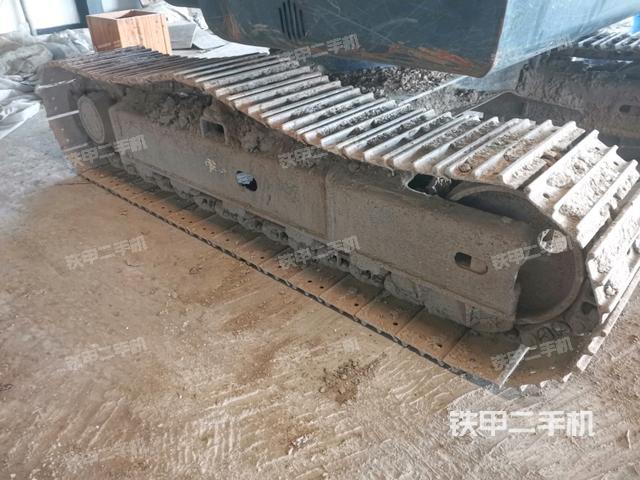 右侧履带整体 （行走机构）