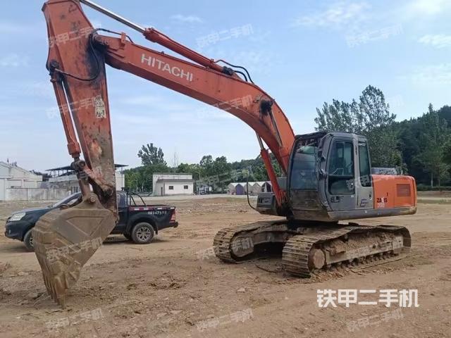 駕駛室整體（整機外觀）