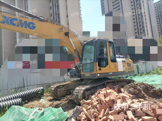 徐工XE215D挖掘机
