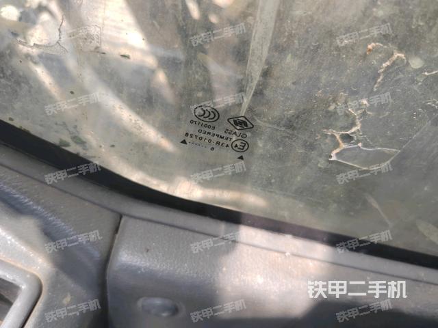 座椅后部（驾驶室部分）