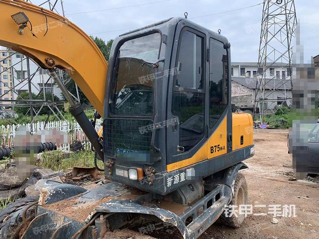 新源XYB75W-8挖掘机