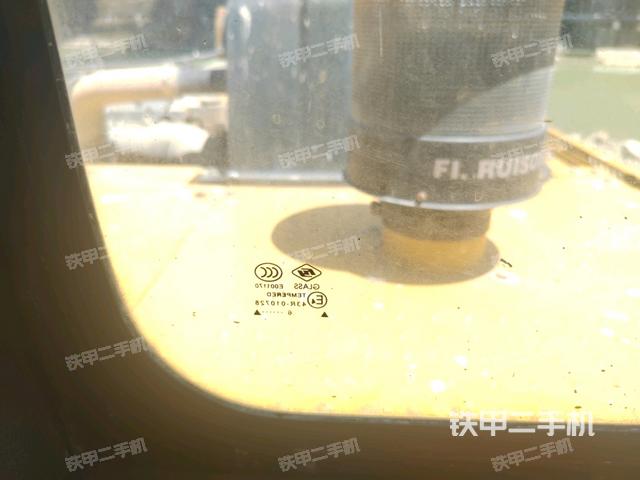 左后方玻璃角标（驾驶室部分）