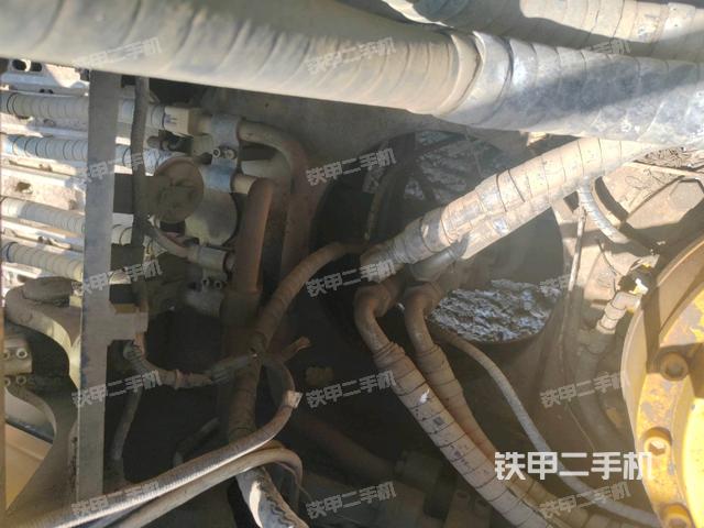 气门室盖螺丝特写（上车部件）