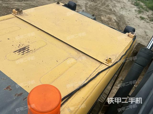 駕駛室頂部俯視（上車部件）