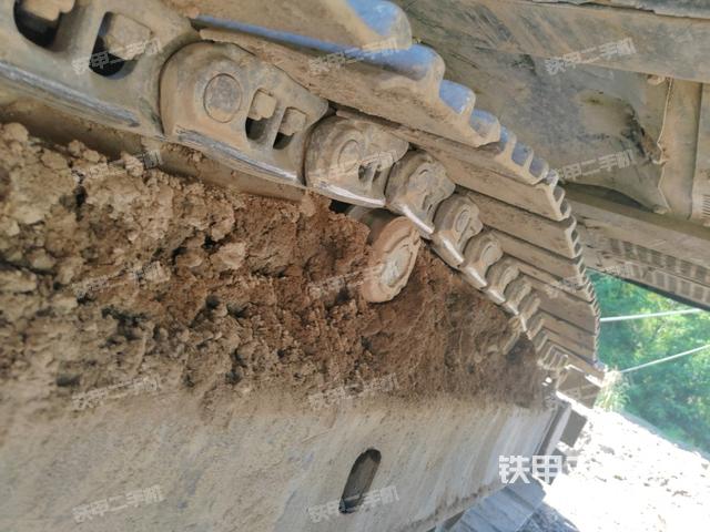 右侧行走马达盖板（行走机构）