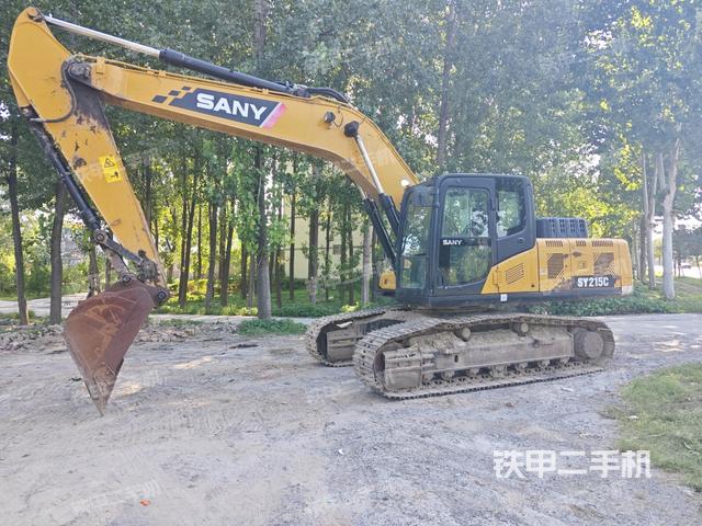 三一重工SY205C挖掘機(jī)