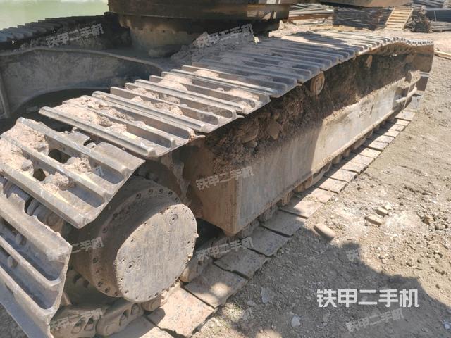 右侧履带整体（行走机构）