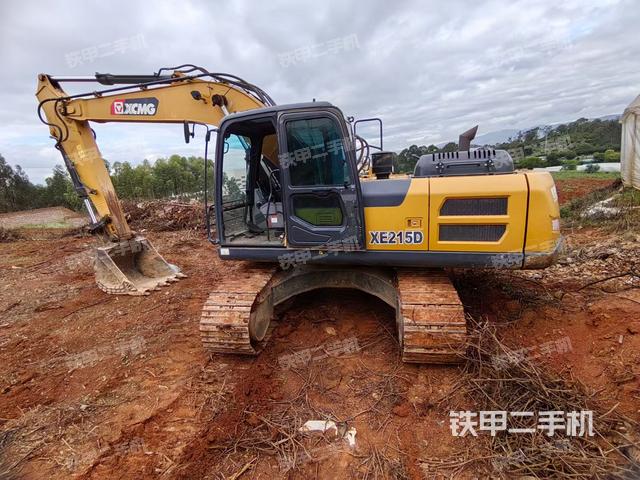 徐工XE200DA挖掘机