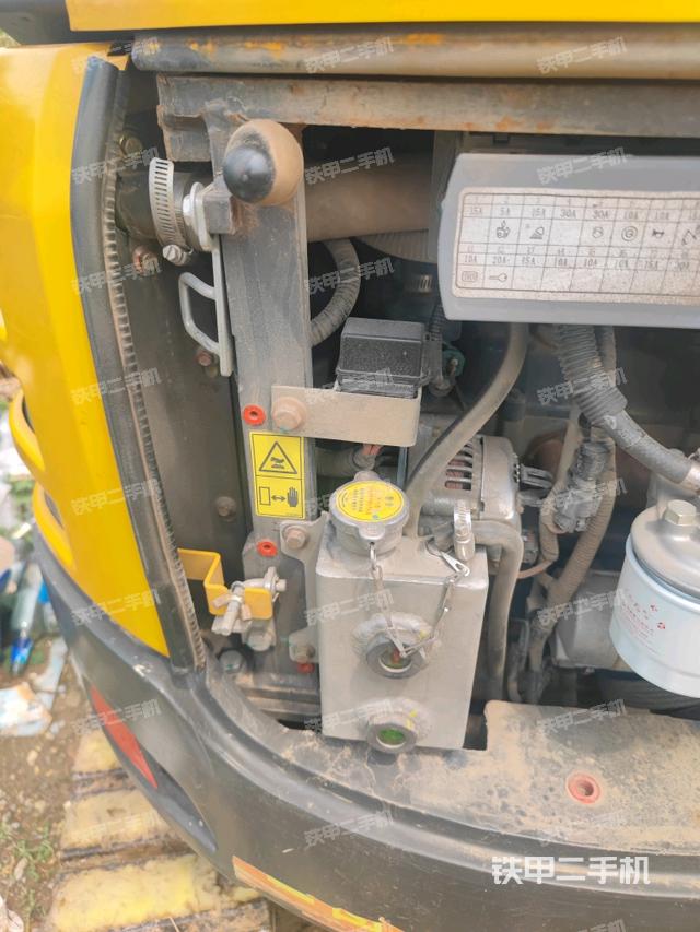 散熱器室(大件艙室) 散熱器室(大件艙室)