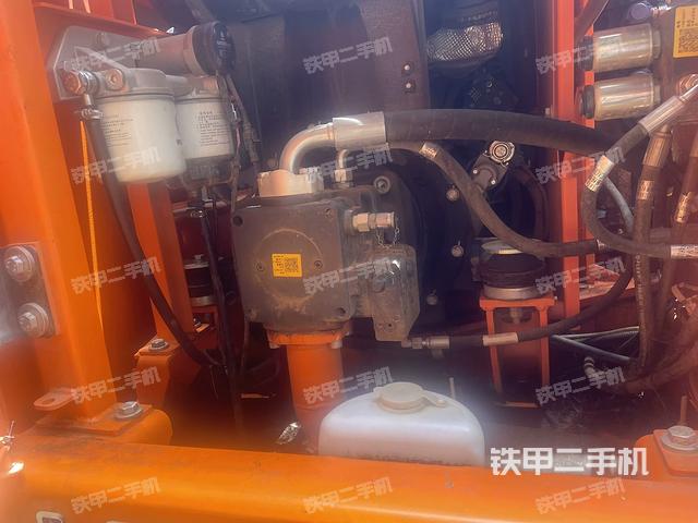 液壓泵室（大件艙室）