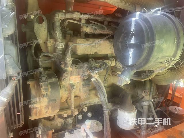 回轉(zhuǎn)馬達(dá)（上車部件）