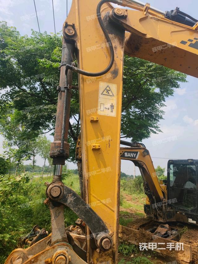 小臂整體左后（工作和回轉裝置）