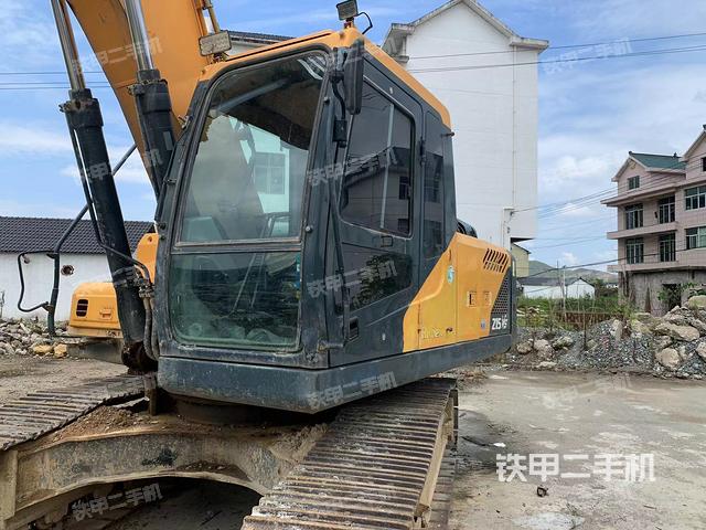 现代R215VS挖掘机