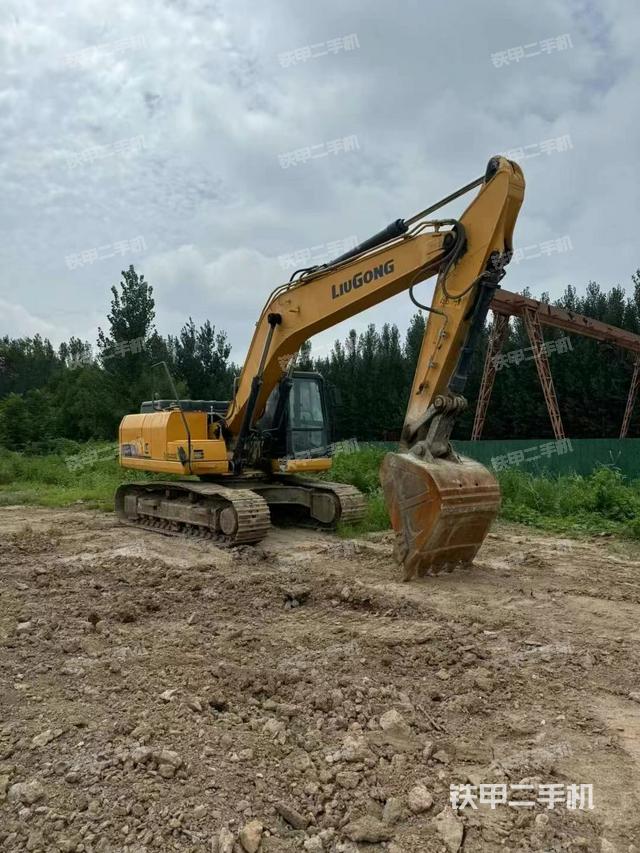 柳工CLG920E挖掘机