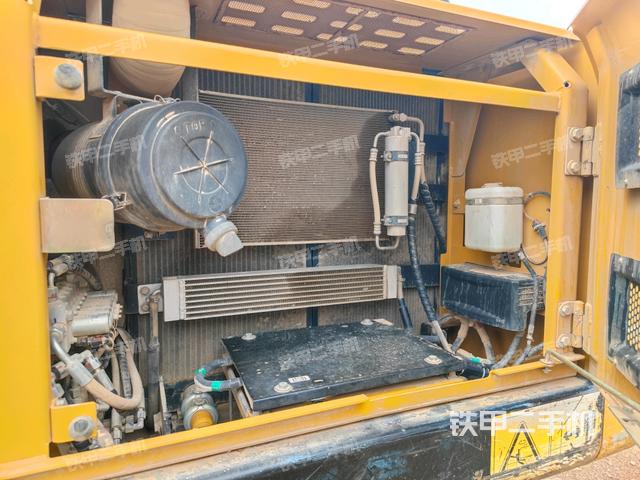 散熱器正面（大件艙室）