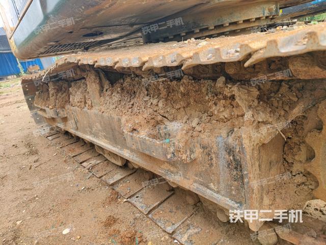 右側(cè)履帶整體（行走機(jī)構(gòu)）