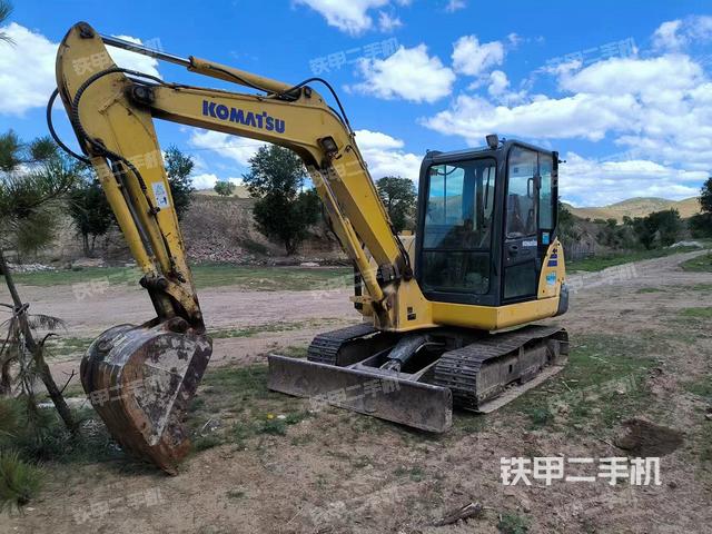 小松PC56-7挖掘机
