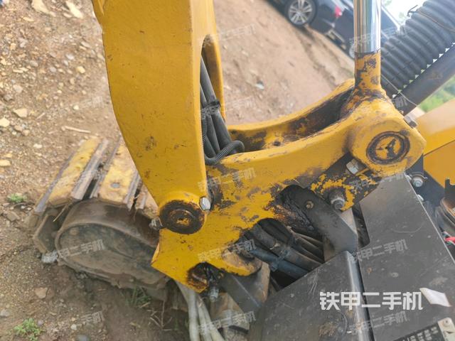 大臂根部?斜(工作和回轉(zhuǎn)裝置) 大臂根部?斜(工作和回轉(zhuǎn)裝置)