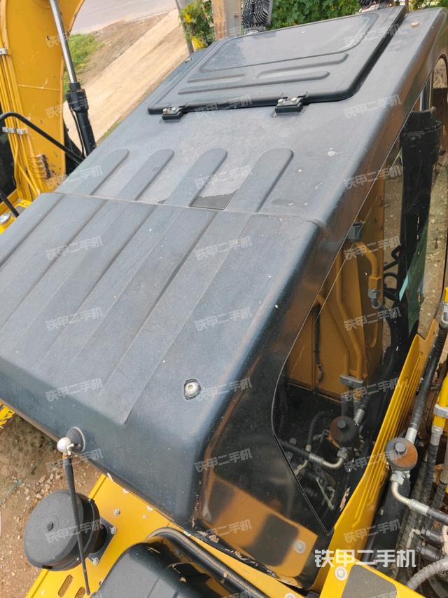 駕駛室頂部俯視（上車部件）