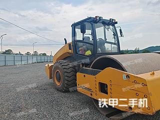 瀘州柳工CLG6626E（單驅(qū)）壓路機(jī)實拍圖片