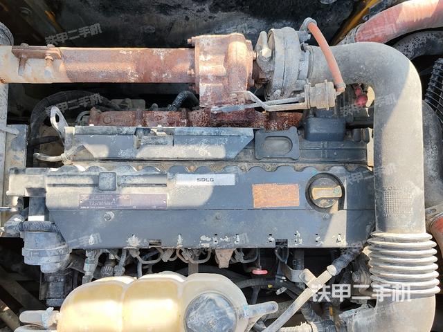 发动机整体俯视(整机外观) 发动机整体俯视(整机外观)