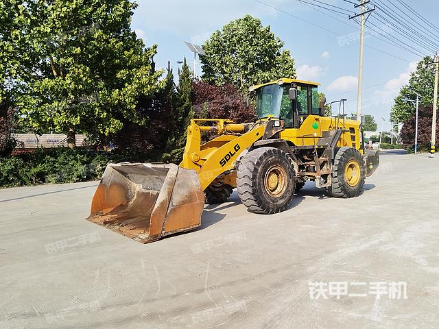 山东临工L956F装载机