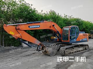 斗山DX225LC-9C挖掘机实拍图片