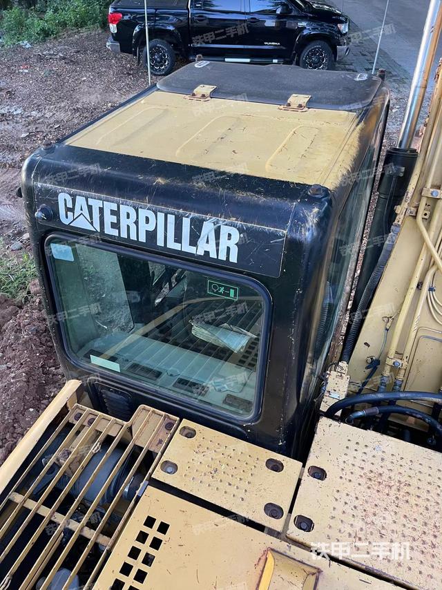 駕駛室頂部（整機(jī)外觀）