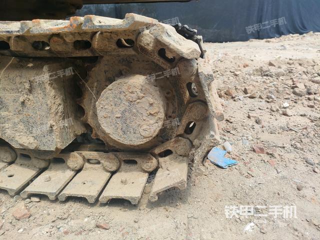 左驱动轮（行走机构）